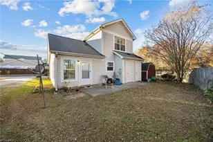 825 Hopewell St, High Point, NC 27263 - Photo 23