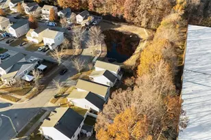 825 Hopewell St, High Point, NC 27263 - Photo 27