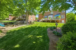 212 Oakmont Park Ct, Kernersville, NC 27284 - Photo 37