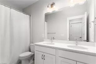 4009 Leven Dr, Greensboro, NC 27407 - Photo 29