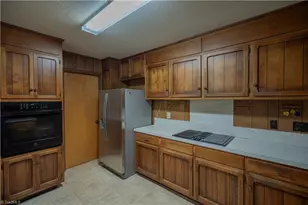 166 Larkspur Ln, Lexington, NC 27292 - Photo 15