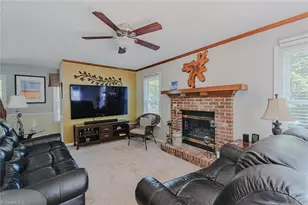 816 Cornwallis Dr, Burlington, NC 27215 - Photo 17