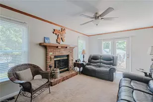 816 Cornwallis Dr, Burlington, NC 27215 - Photo 19