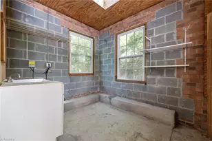 4200 Driftwood Rd, Greensboro, NC 27455 - Photo 37