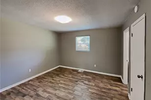 3700 Central Ave, Greensboro, NC 27401 - Photo 9