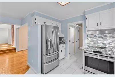 5214 Overlea Drive, Greensboro, NC 27407 - Photo 17