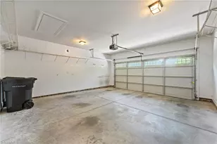 2710 Kingsbury Ct, Burlington, NC 27215 - Photo 25