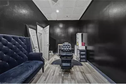 4929 W Market Street #2122, #2123, Greensboro, NC 27407 - Photo 11
