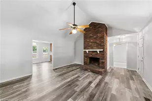 617 Autumn Dr, Harrisburg, NC 28075 - Photo 5