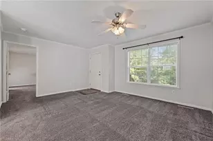 1713 Crissy Ln, Graham, NC 27253 - Photo 9