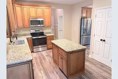 7605 Keating Drive, Oak Ridge, NC 27310 - Photo 21