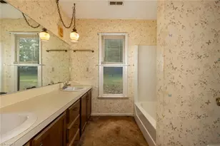 2234 Venus Rd, Kernersville, NC 27284 - Photo 31