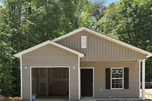 2915 Bainbridge Dr, Winston-Salem, NC 27105 - Photo 1