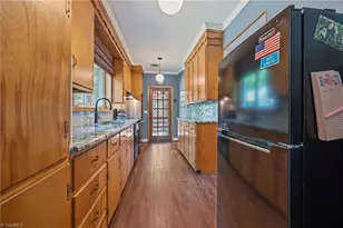 224 W Colonial Dr, Thomasville, NC 27360 - Photo 15