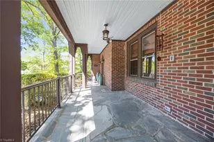 224 W Colonial Dr, Thomasville, NC 27360 - Photo 45