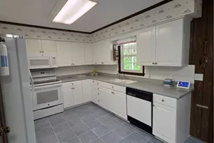 101 Ridgewood Dr, North Wilkesboro, NC 28659 - Photo 15