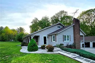 101 Ridgewood Dr, North Wilkesboro, NC 28659 - Photo 3