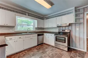 1656 Arrow Wood Rd, Asheboro, NC 27205 - Photo 7