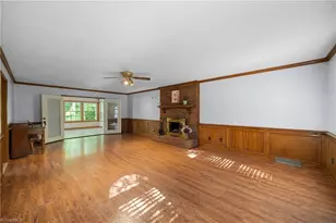 949 Aquaview Dr, Kernersville, NC 27284 - Photo 7