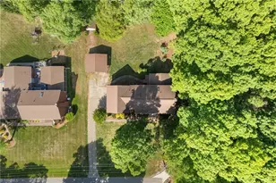 949 Aquaview Dr, Kernersville, NC 27284 - Photo 35