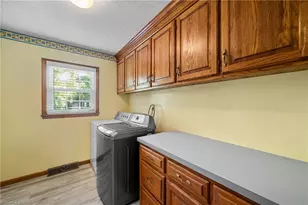 949 Aquaview Dr, Kernersville, NC 27284 - Photo 23
