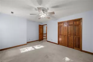 949 Aquaview Dr, Kernersville, NC 27284 - Photo 33