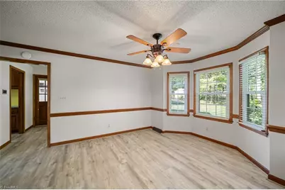 949 Aquaview Drive, Kernersville, NC 27284 - Photo 17