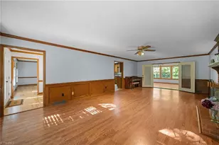 949 Aquaview Dr, Kernersville, NC 27284 - Photo 5