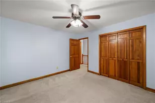 949 Aquaview Dr, Kernersville, NC 27284 - Photo 35