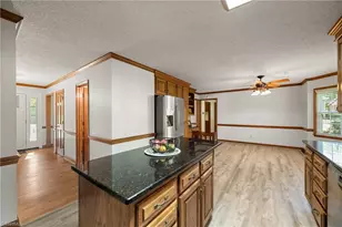 949 Aquaview Dr, Kernersville, NC 27284 - Photo 13