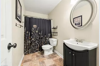 5508 Grapevine Court, Greensboro, NC 27405 - Photo 17