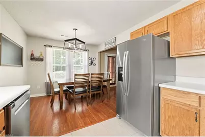 5508 Grapevine Court, Greensboro, NC 27405 - Photo 11