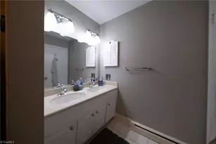 5100 Ainsworth Dr, Greensboro, NC 27410 - Photo 15
