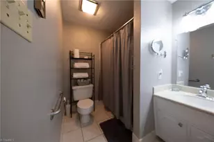 5100 Ainsworth Dr, Greensboro, NC 27410 - Photo 15