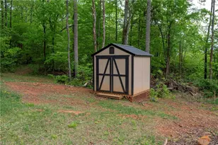 2943 Leslie Ln, Yadkinville, NC 27055 - Photo 29