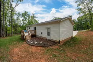 2943 Leslie Ln, Yadkinville, NC 27055 - Photo 27