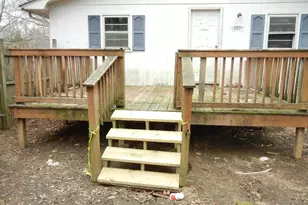 1034 Cascade Ave, Eden, NC 27288 - Photo 3