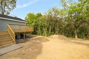 321 S Branch St, Reidsville, NC 27320 - Photo 27