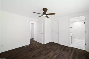 321 S Branch St, Reidsville, NC 27320 - Photo 17