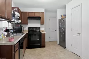 455 Menlo Park Rd, Greensboro, NC 27405 - Photo 7