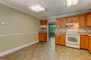 604 Ashland Dr, Greensboro, NC 27403 - Photo 13