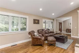 3301 Forsyth Dr, Greensboro, NC 27407 - Photo 5