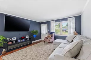 5710 Friendswood Dr, Greensboro, NC 27409 - Photo 17