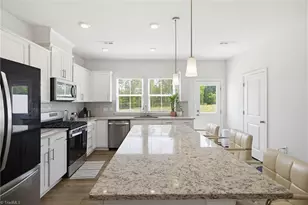 821 Falls Grove Trl, High Point, NC 27265 - Photo 11