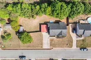 1273 Durham Meadows Dr, Burlington, NC 27217 - Photo 3