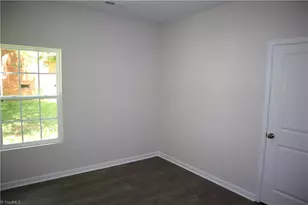 2908 Bainbridge Dr, Winston-Salem, NC 27105 - Photo 7