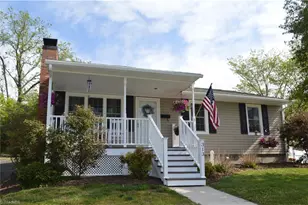 313 Hunter Dr, Mount Airy, NC 27030 - Photo 3