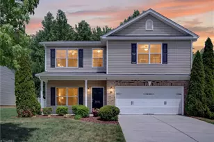 3821 Marble Dr, High Point, NC 27265 - Photo 3