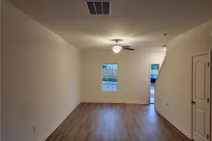 2909 Bainbridge Dr, Winston-Salem, NC 27105 - Photo 5