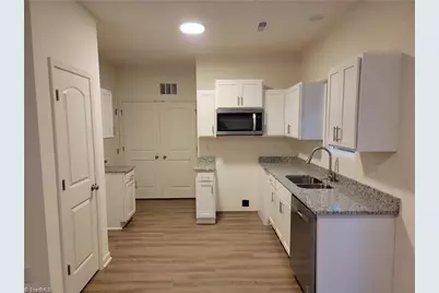 2909 Bainbridge Drive, Winston-Salem, NC 27105 - Photo 5